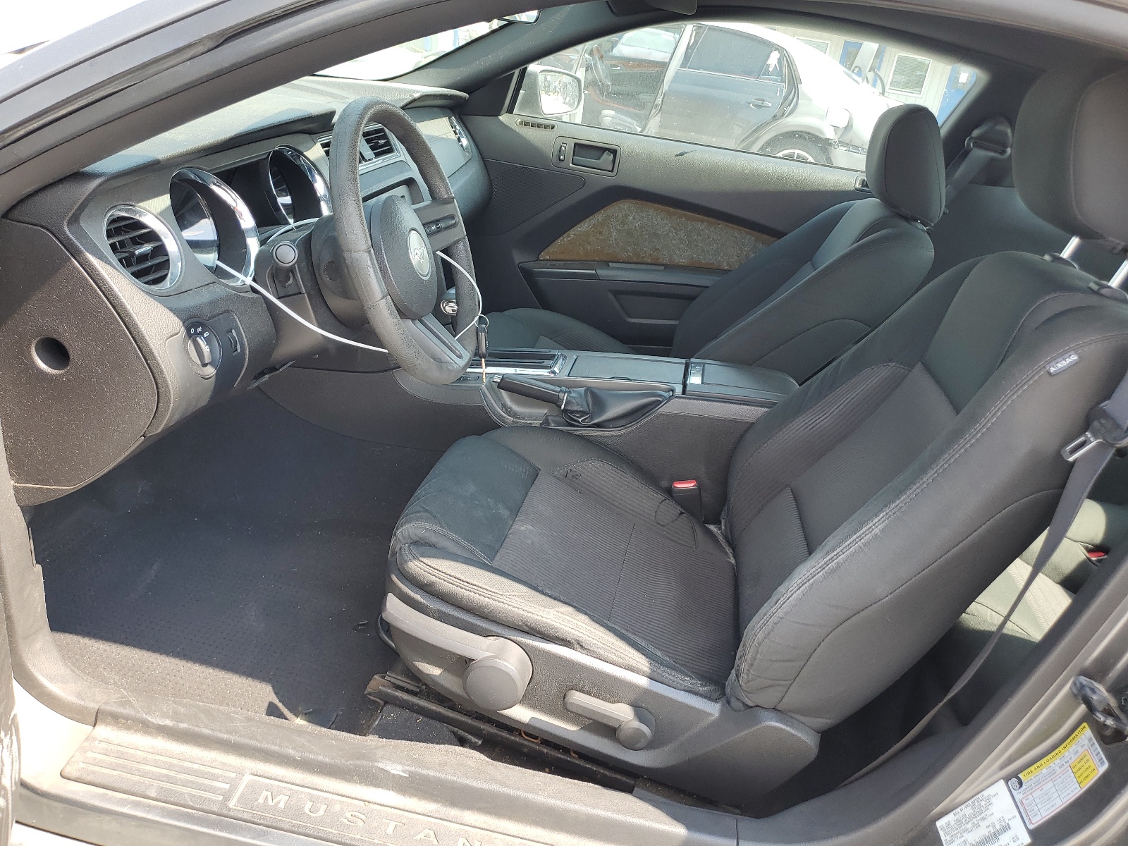 1ZVBP8AN5A5143329 2010 Ford Mustang