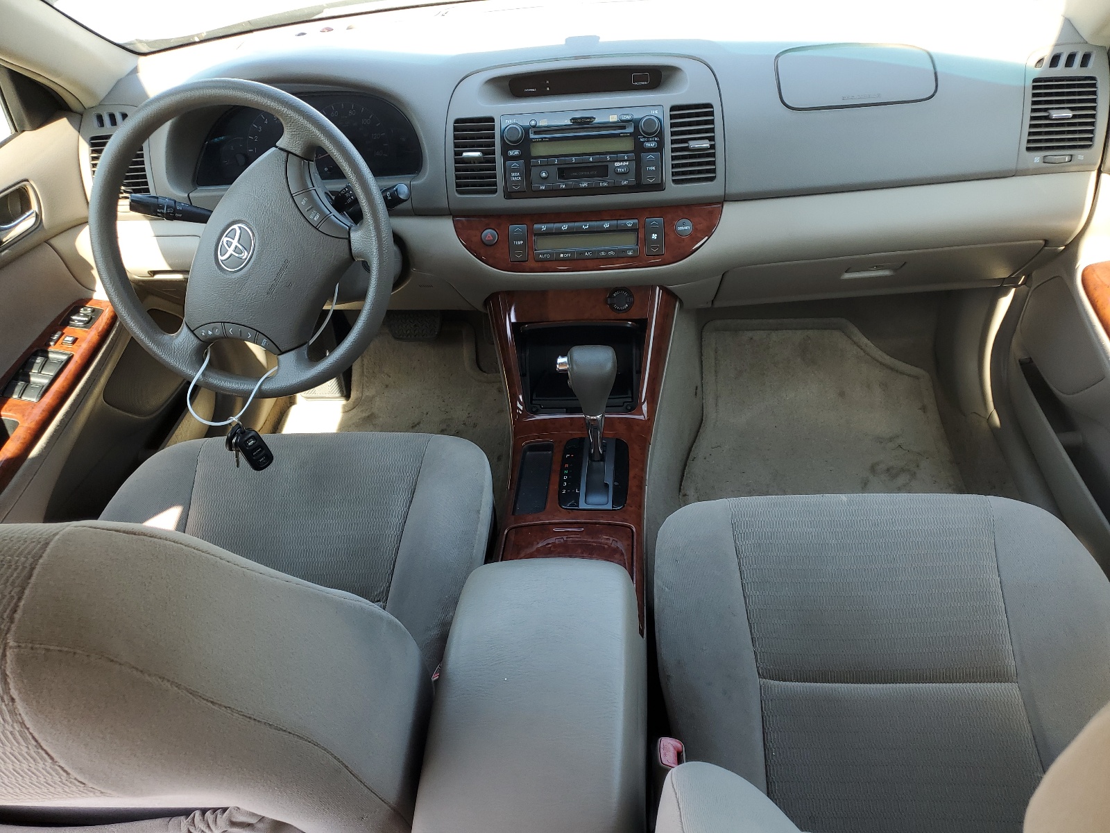 4T1BE32K85U087149 2005 Toyota Camry Le