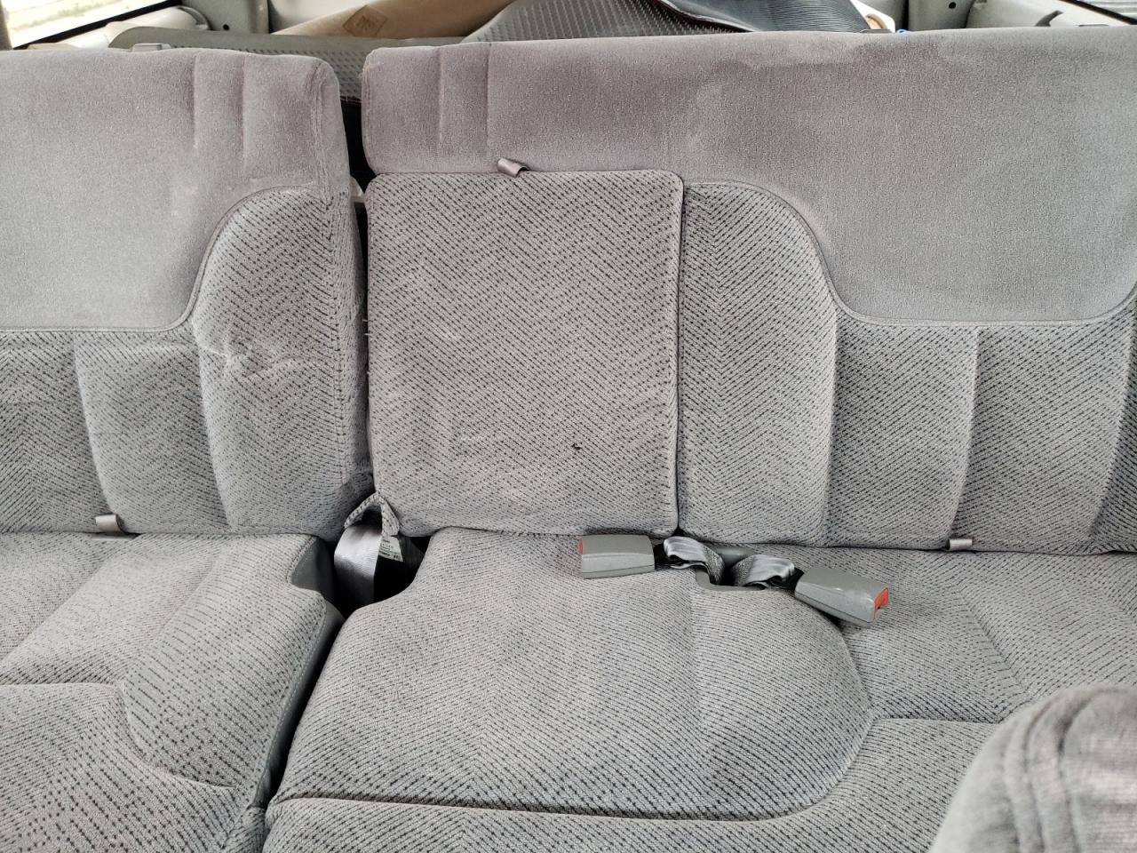 1998 Chevrolet Tahoe K1500 VIN: 1GNEK13R6WJ351022 Lot: 60681444