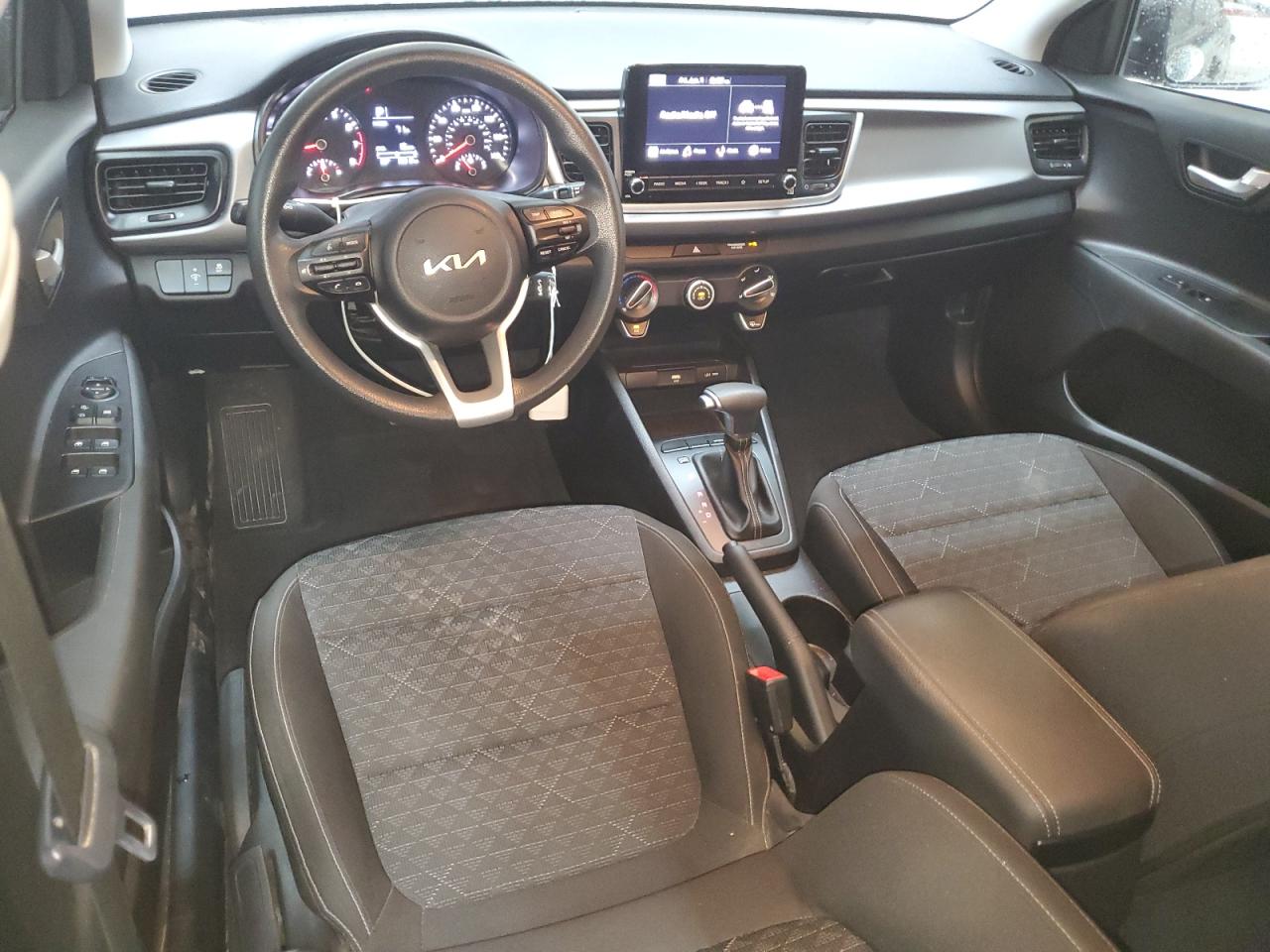 3KPA24AD4NE441054 Kia Rio LX 8