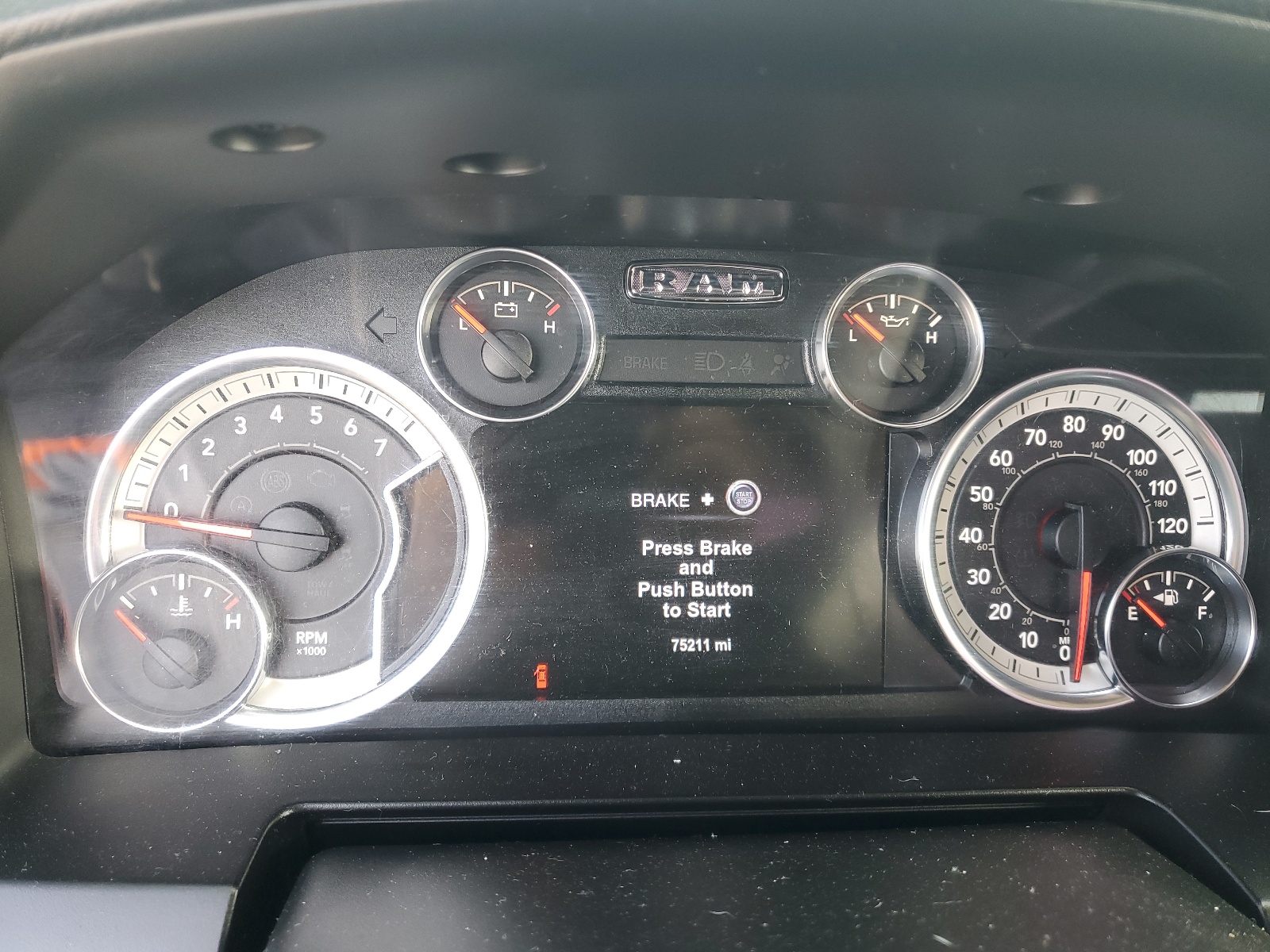 3C6JR6CT5HG513620 2017 Ram 1500 Sport