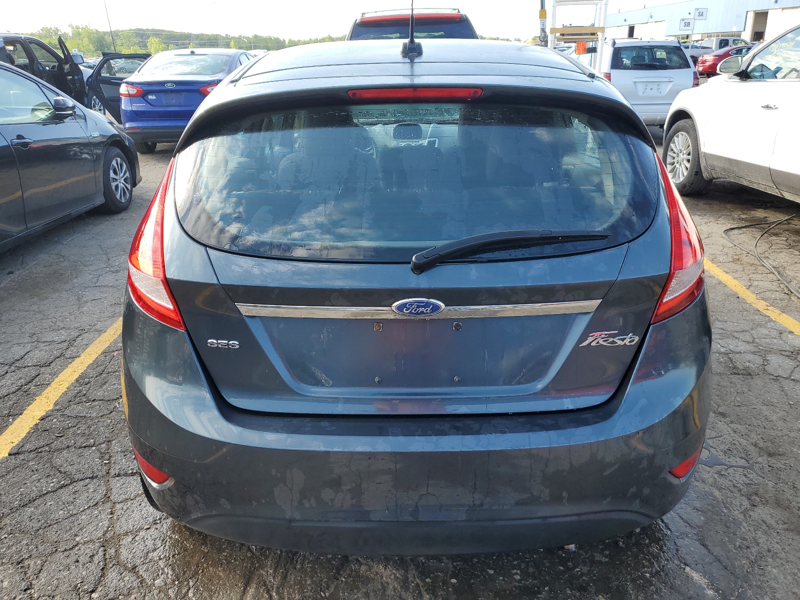 3FADP4FJ6BM119018 2011 Ford Fiesta Ses