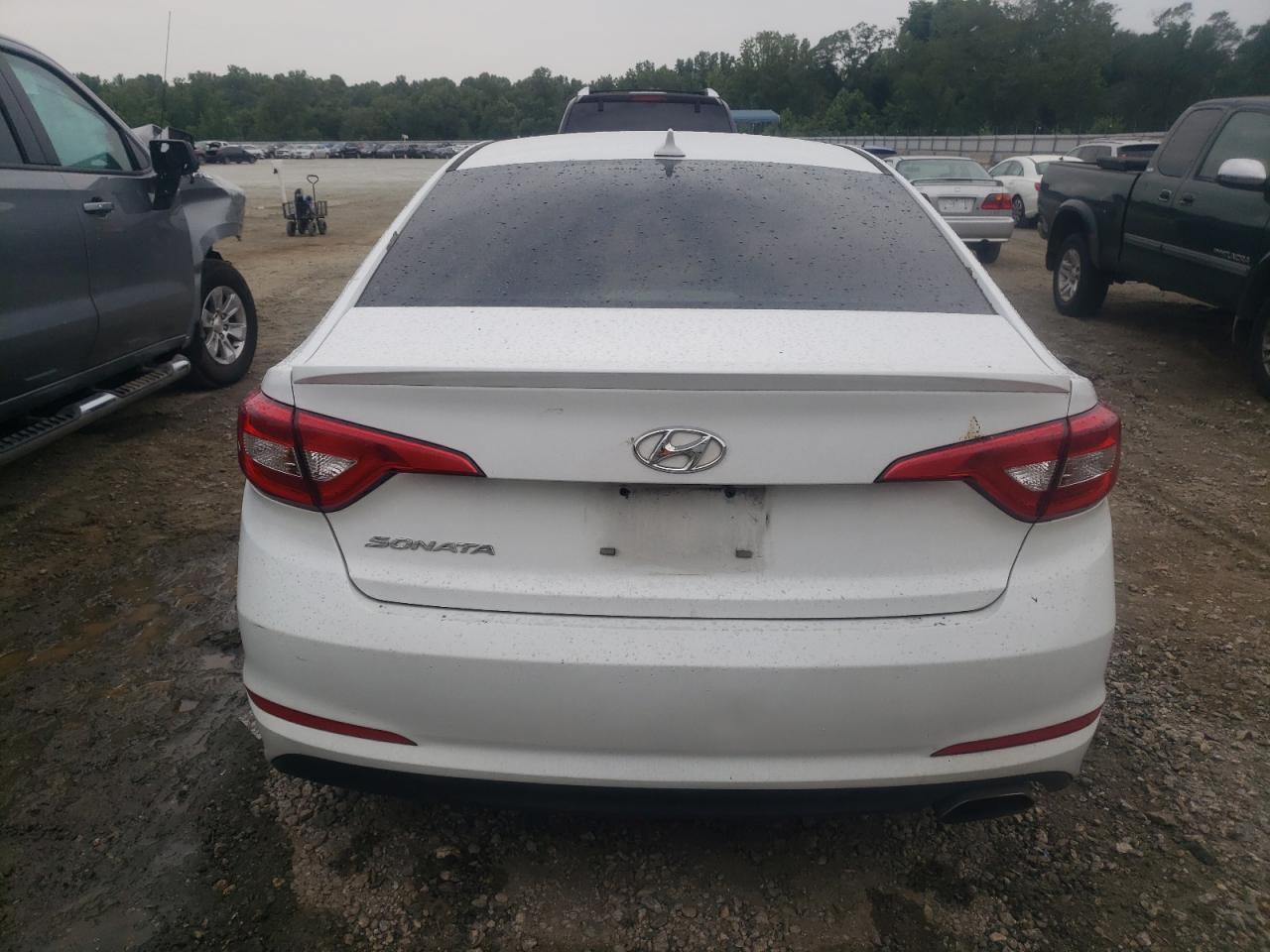 2017 Hyundai Sonata - Image 6
