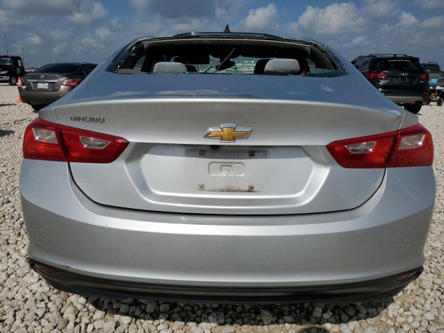 Sedans CHEVROLET MALIBU 2017 Silver