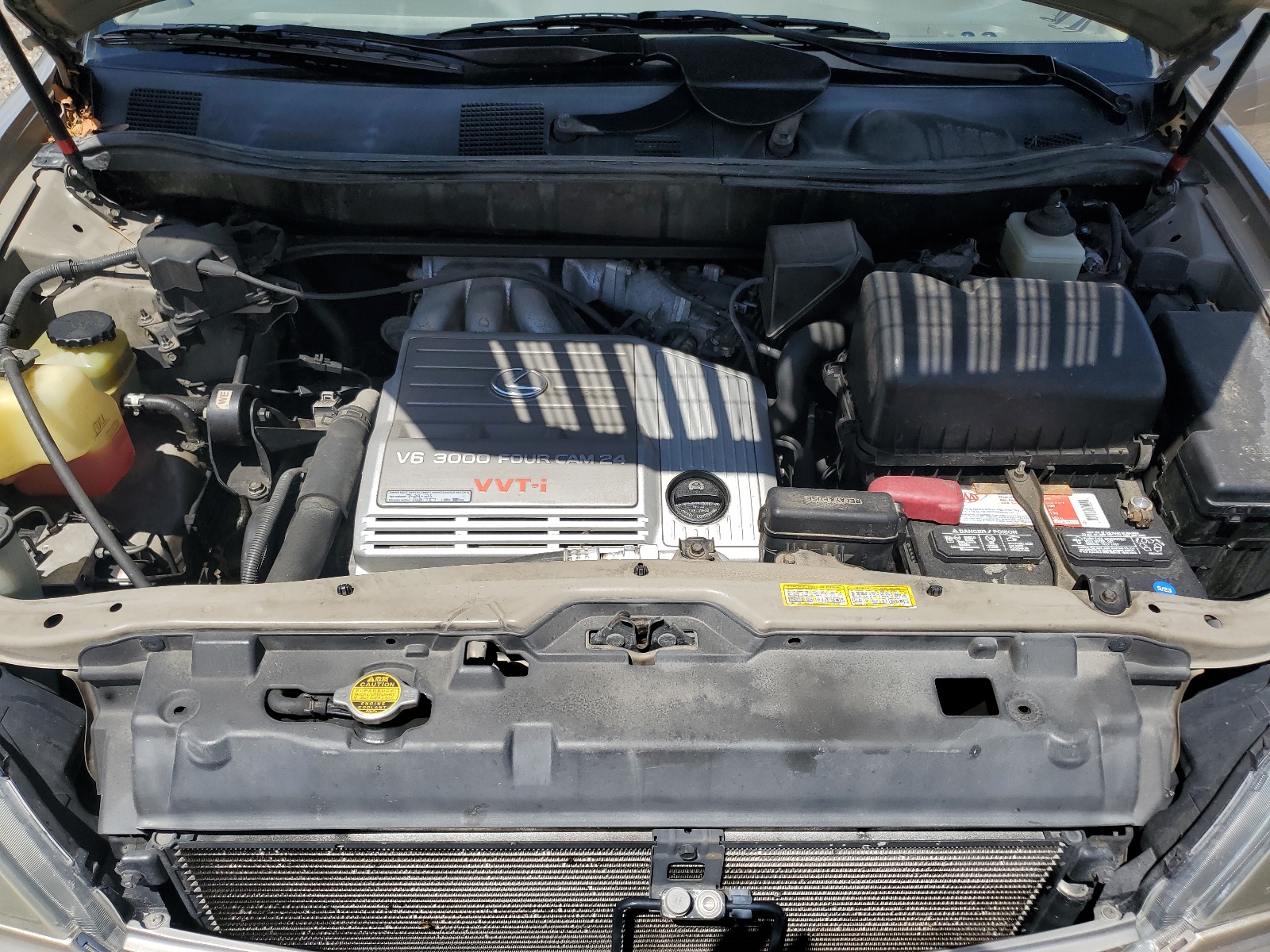 JT6HF10U0Y0134729 2000 Lexus Rx 300