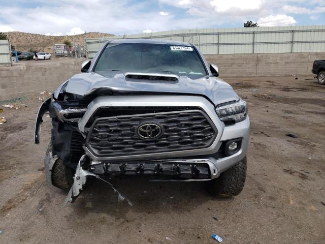  TOYOTA TACOMA 2023 Srebrny