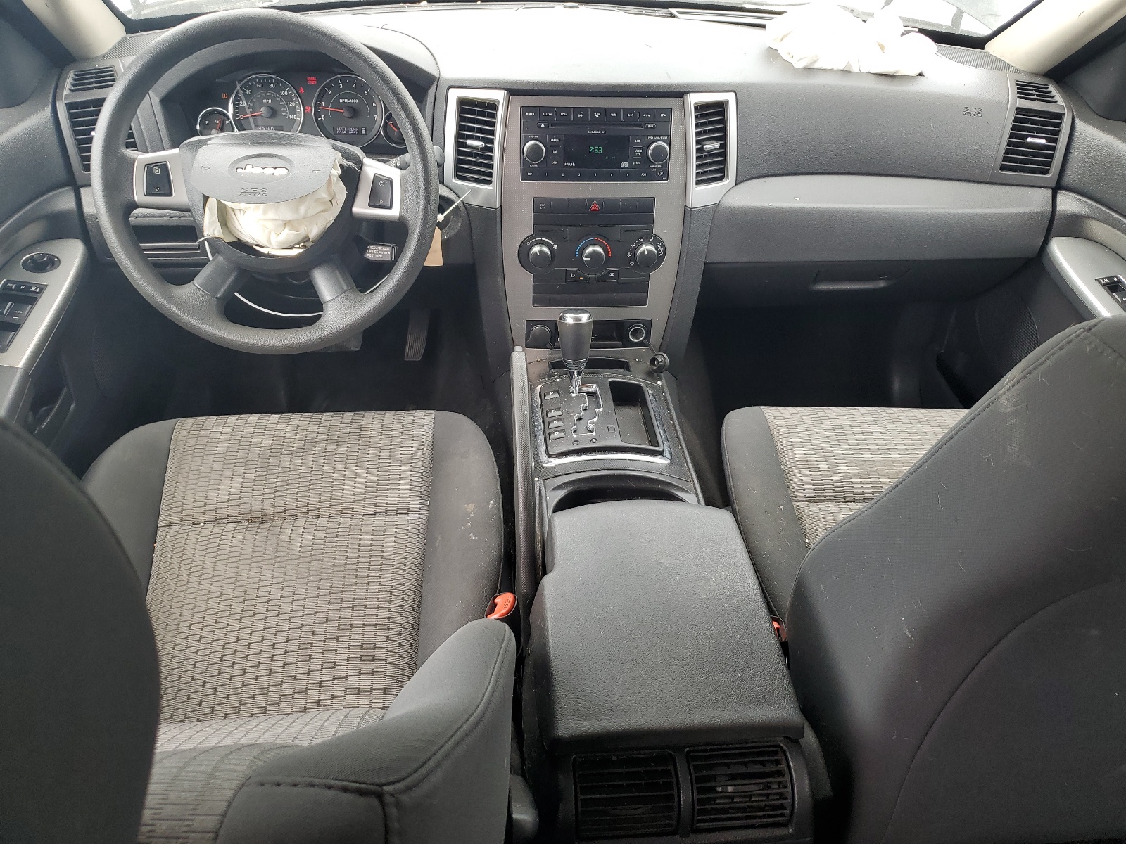 1J8GR48K88C113036 2008 Jeep Grand Cherokee Laredo