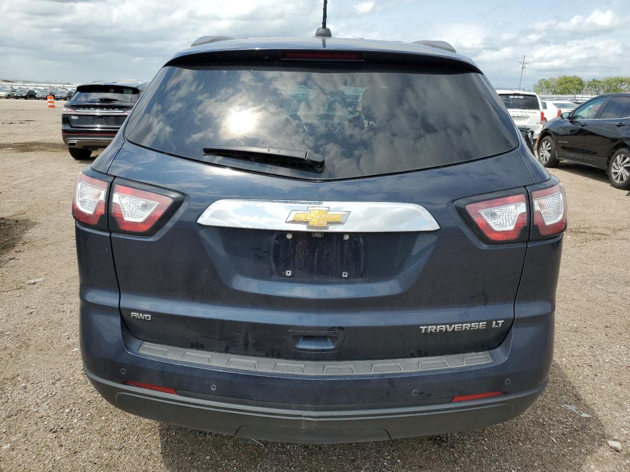 1GNKVGKD2GJ250127 2016 Chevrolet Traverse Lt