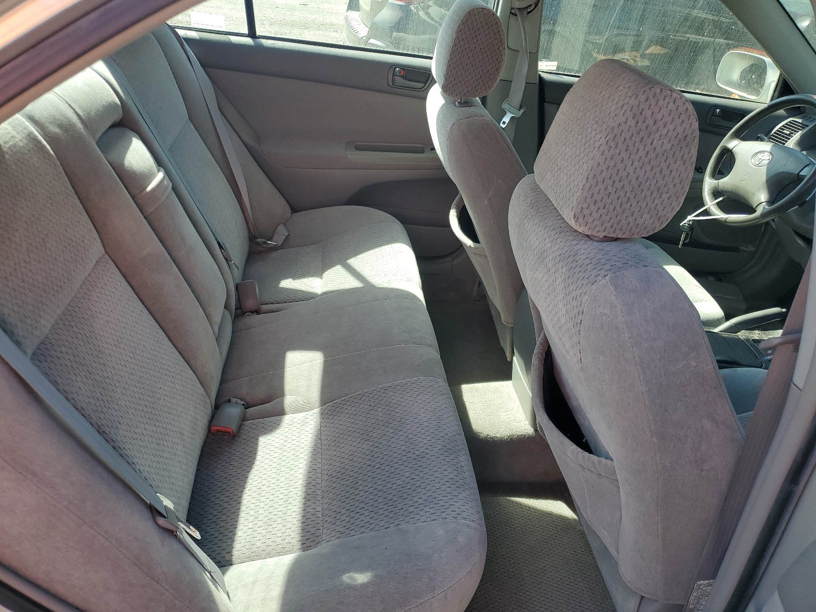 4T1BE32K84U892681 2004 Toyota Camry Le