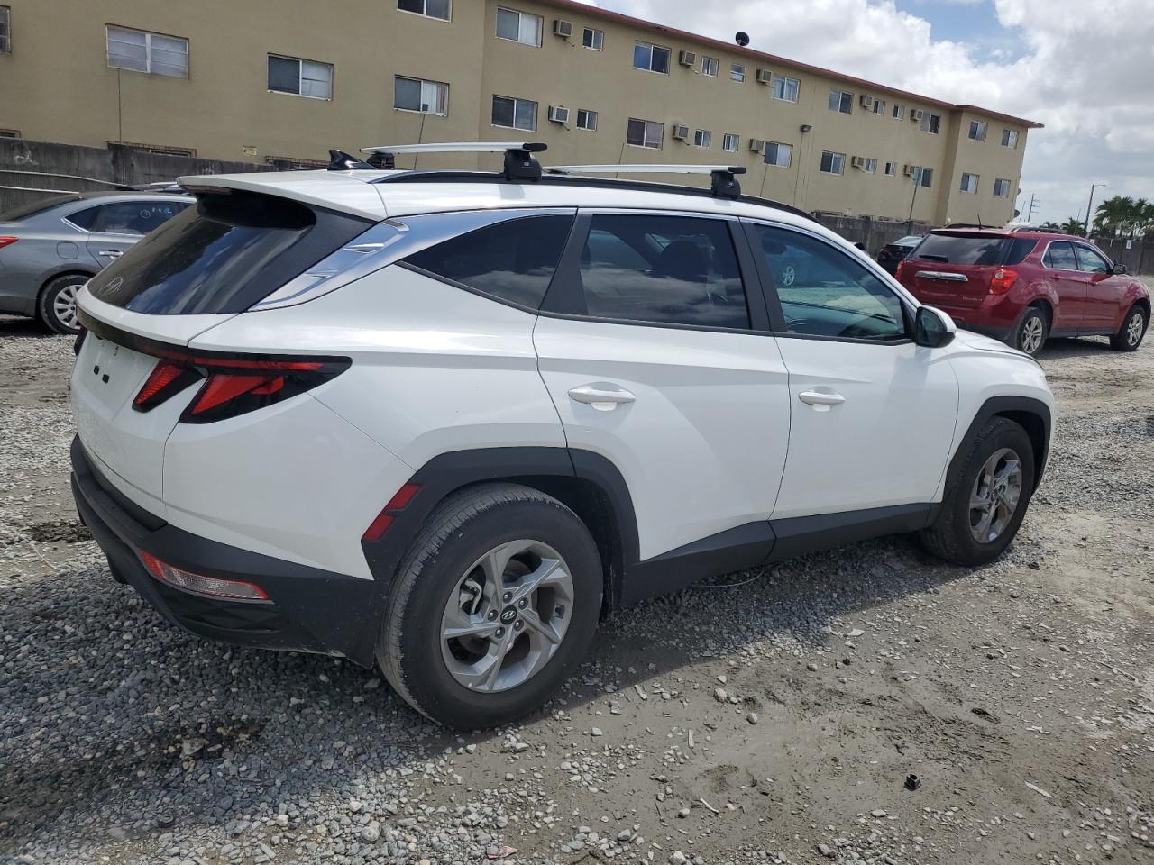 2024 Hyundai Tucson - Image 3
