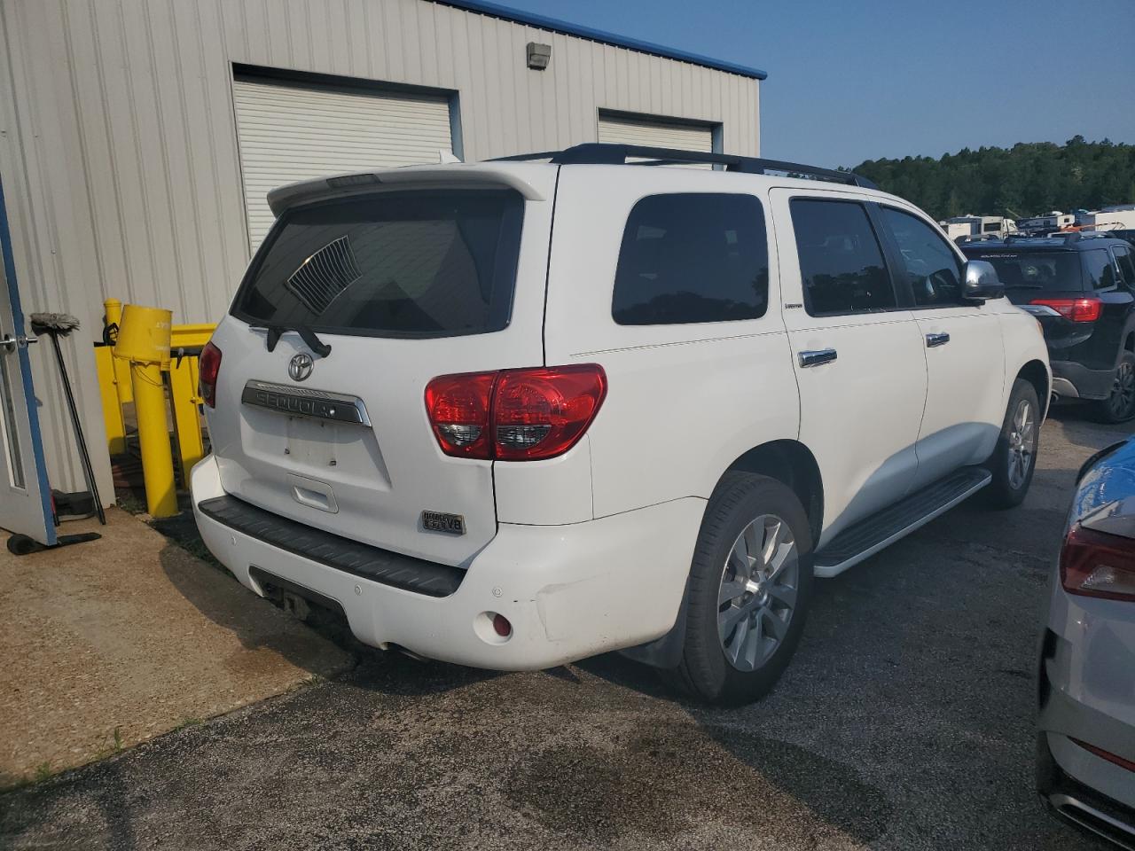 2013 Toyota Sequoia Limited VIN: 5TDKY5G11DS046873 Lot: 57415584