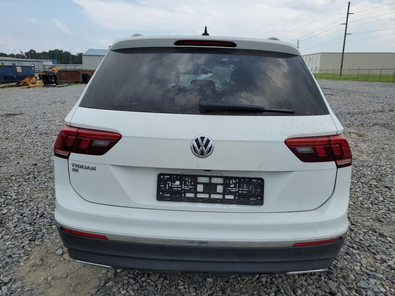 3VV3B7AX7MM103710 2021 Volkswagen Tiguan Se