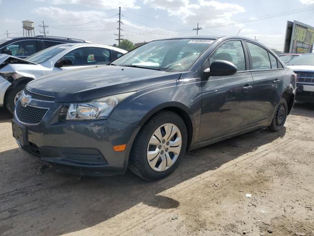 2013 Chevrolet Cruze Ls იყიდება Dyer-ში, IN - Rear End