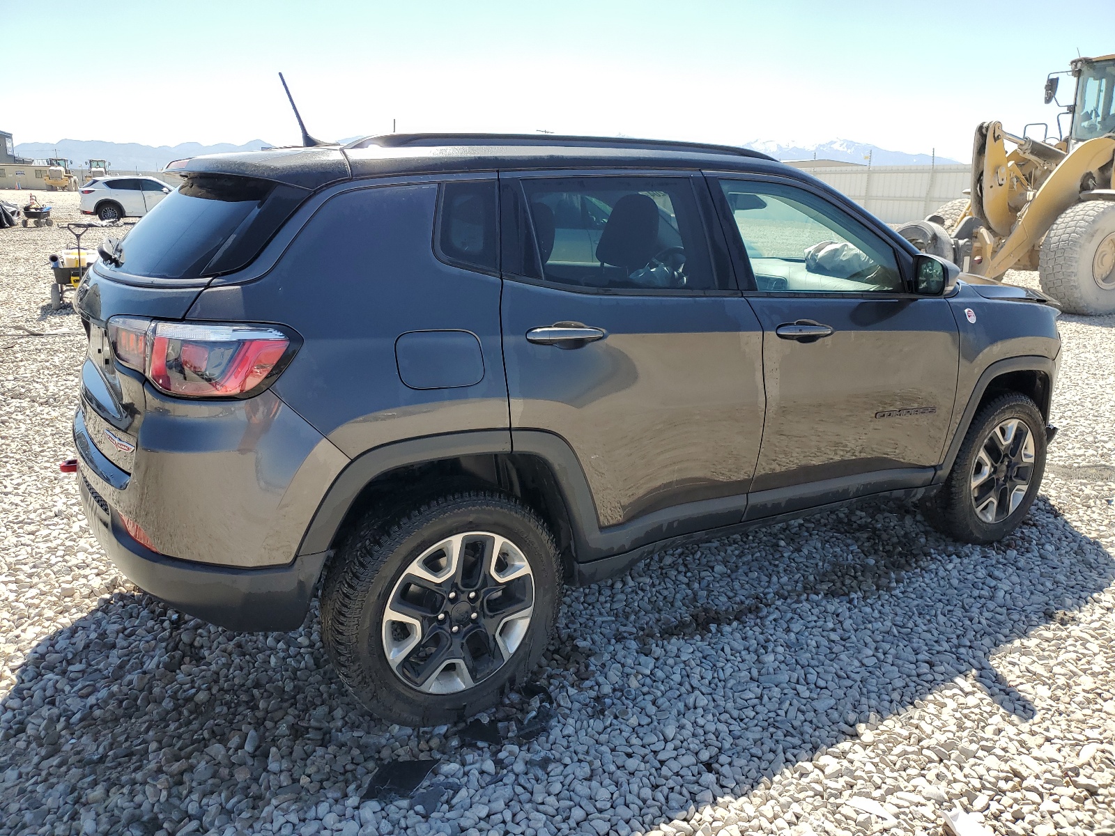 2018 Jeep Compass Trailhawk vin: 3C4NJDDB1JT465512