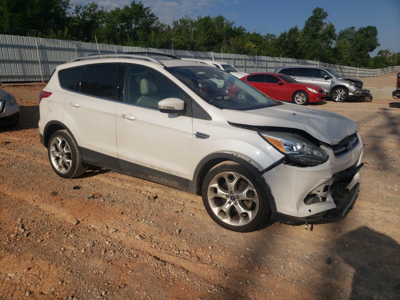 1FMCU0J90GUB82344 2016 FORD ESCAPE - Image 1