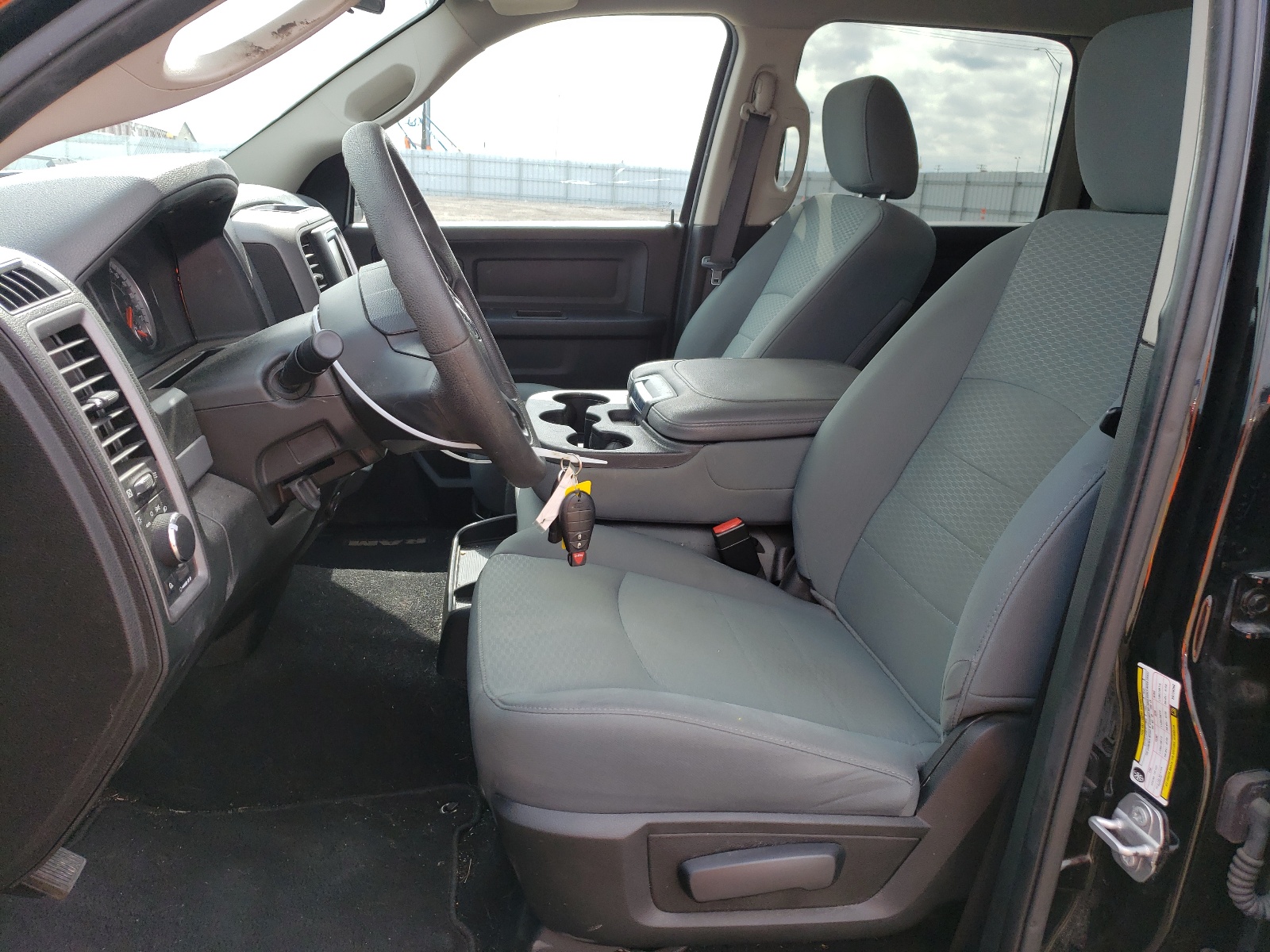 3C6RR7KT8KG726000 2019 Ram 1500 Classic Tradesman