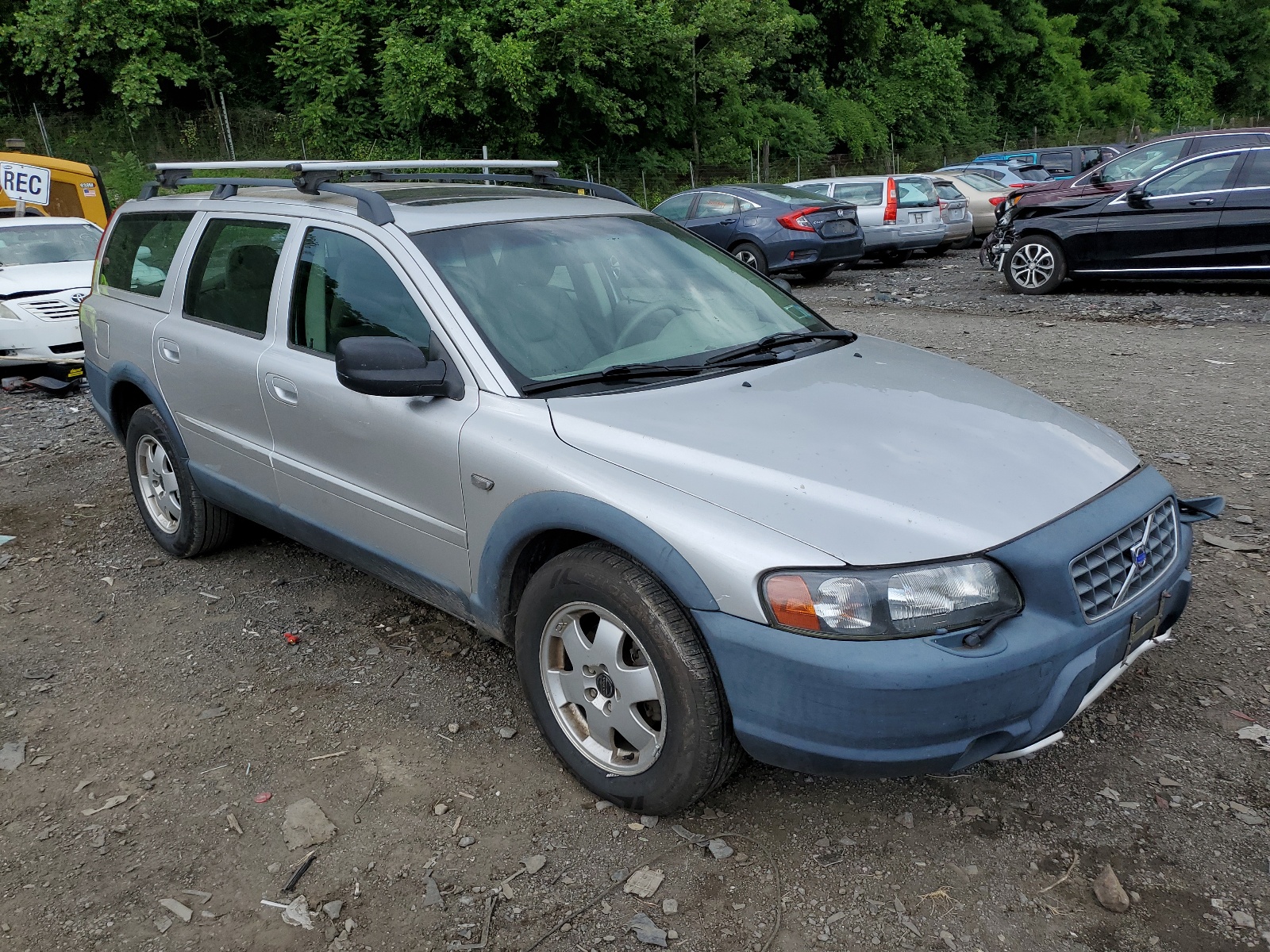 YV1SZ58D721071626 2002 Volvo V70 Xc