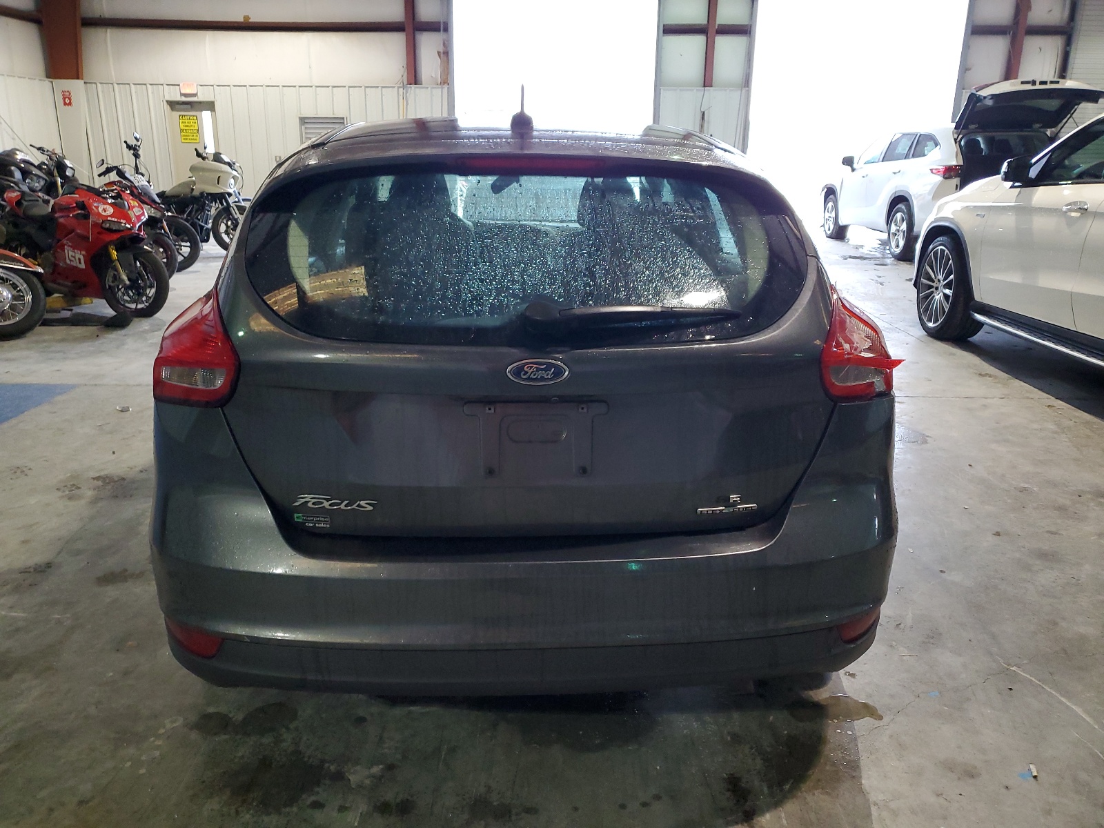 2016 Ford Focus Se vin: 1FADP3K20GL338770