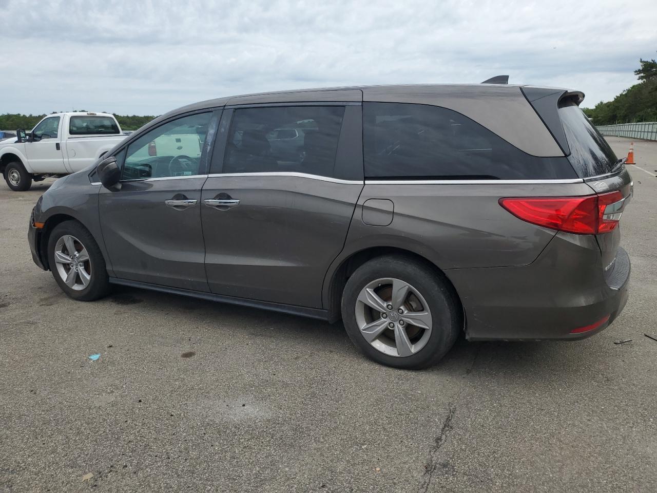 5FNRL6H72KB138548 2019 HONDA ODYSSEY - Image 2