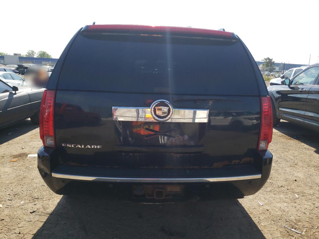 2007 Cadillac Escalade Luxury VIN: 1GYFK63877R131774 Lot: 58382504