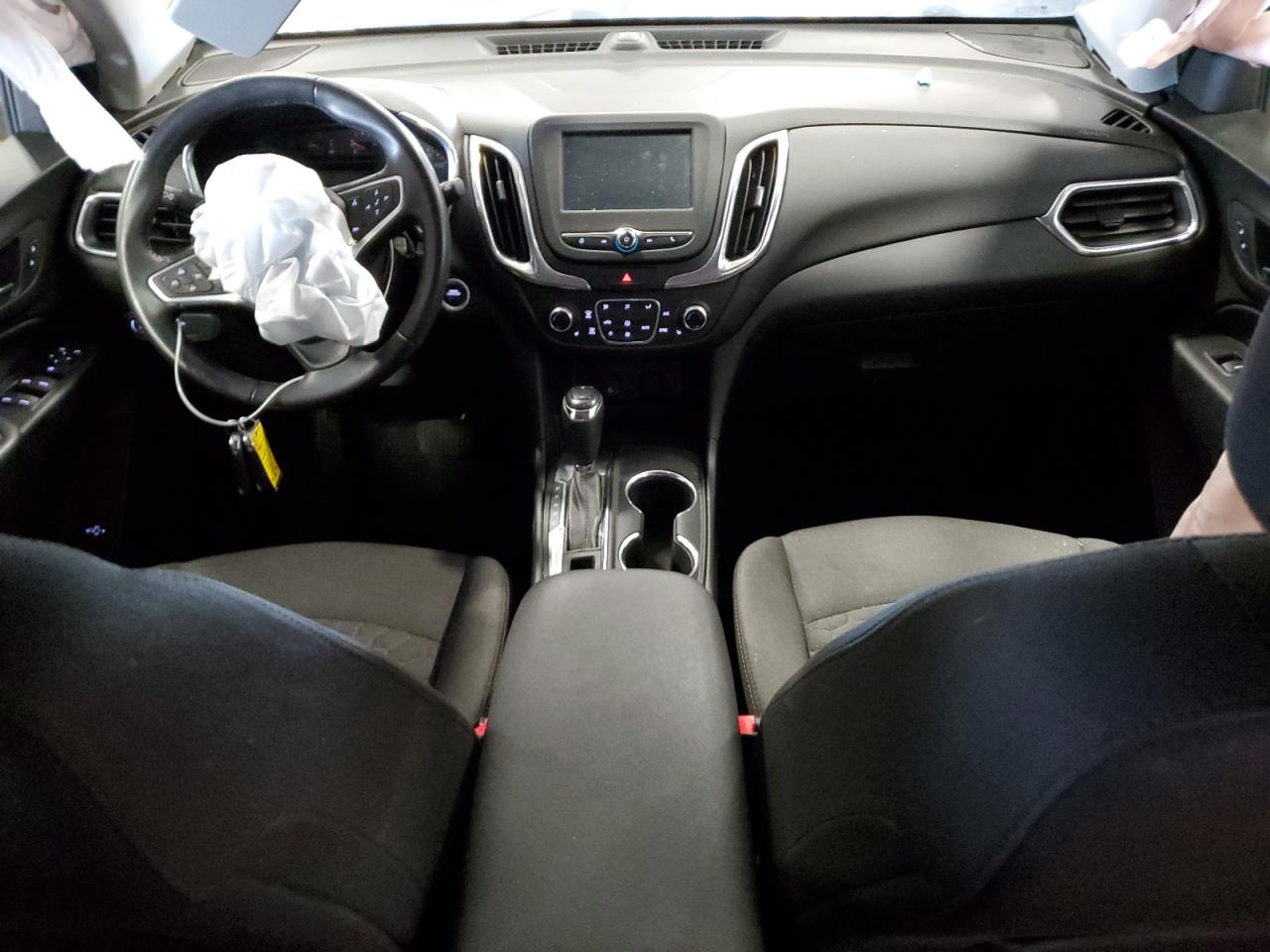 2018 Chevrolet Equinox - Image 8