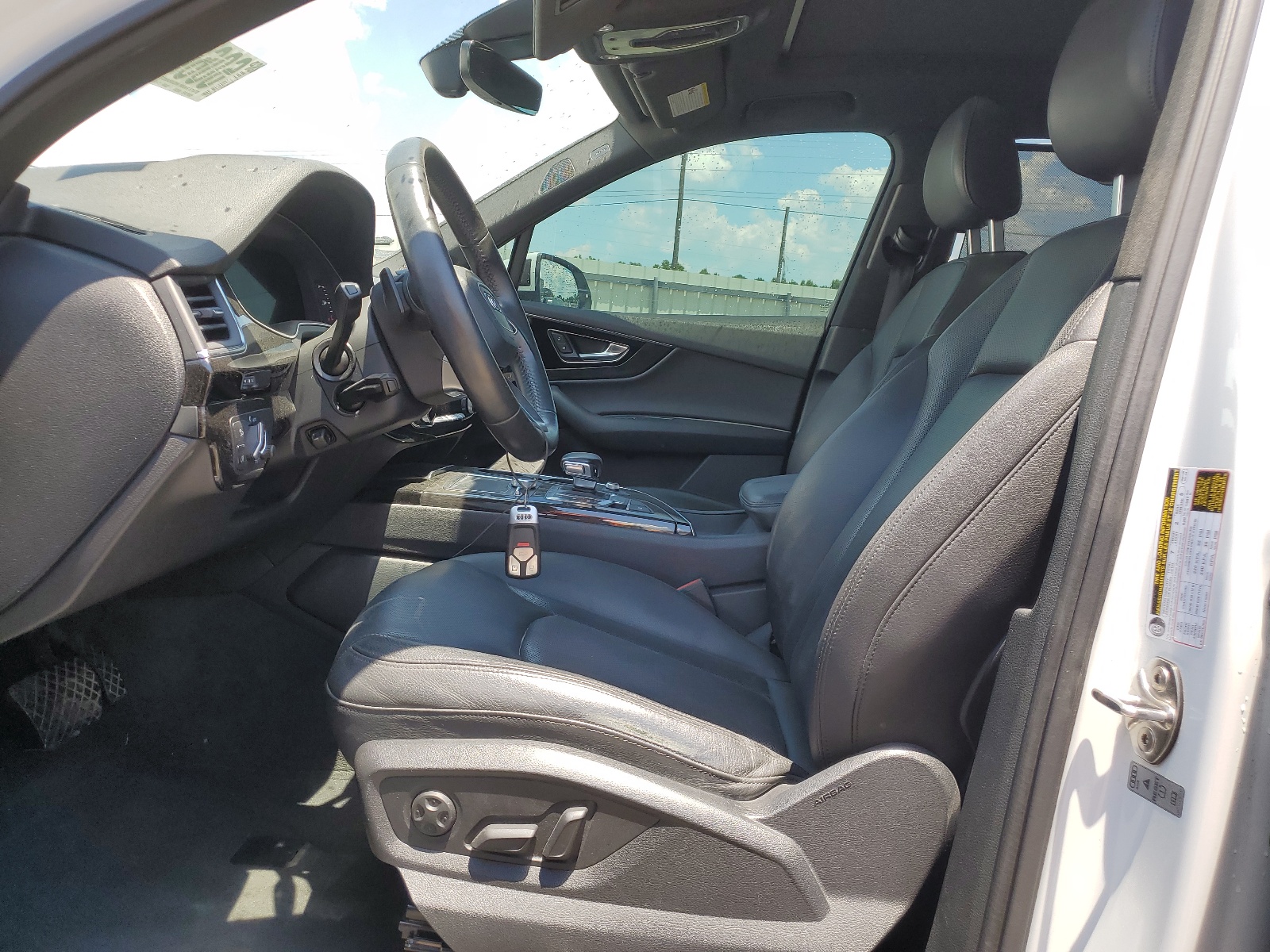 WA1LAAF78HD032505 2017 Audi Q7 Premium Plus