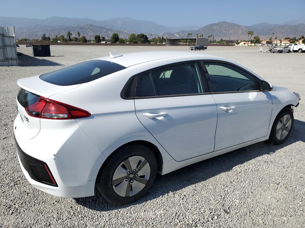 VIN KMHC65LC4KU175955 2019 HYUNDAI IONIQ no.3