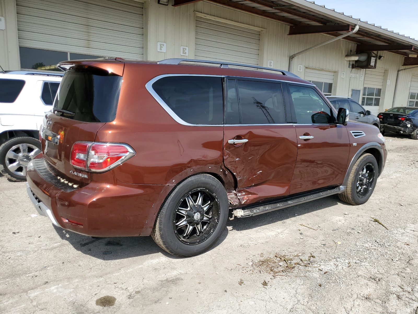 JN8AY2NF0H9701615 2017 Nissan Armada Platinum