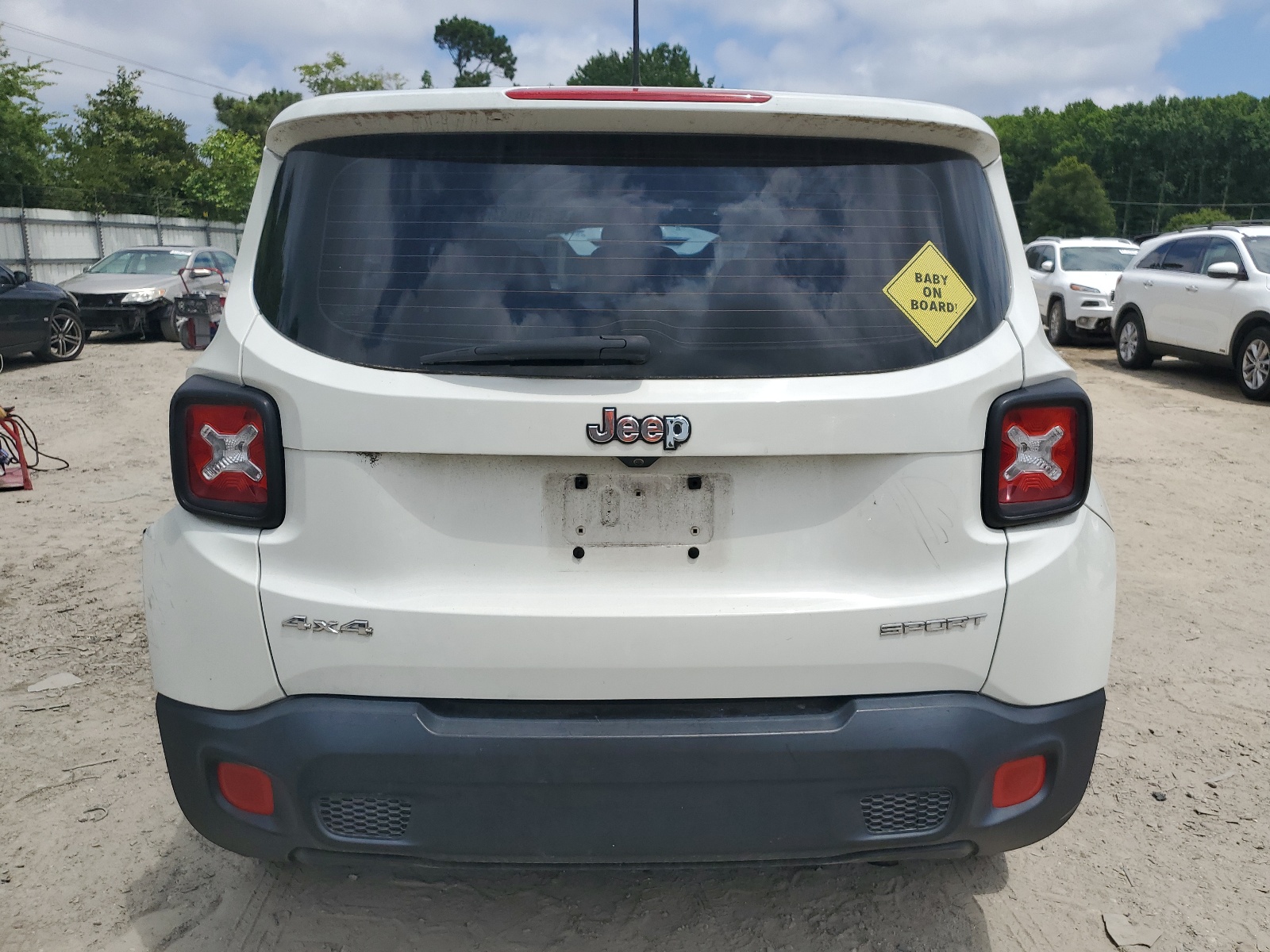 ZACCJBAW9GPC47367 2016 Jeep Renegade Sport