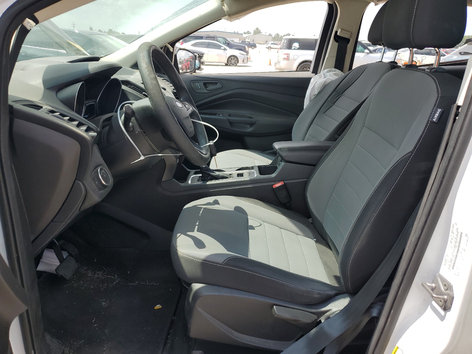 1FMCU0F74HUB95915 2017 Ford Escape S