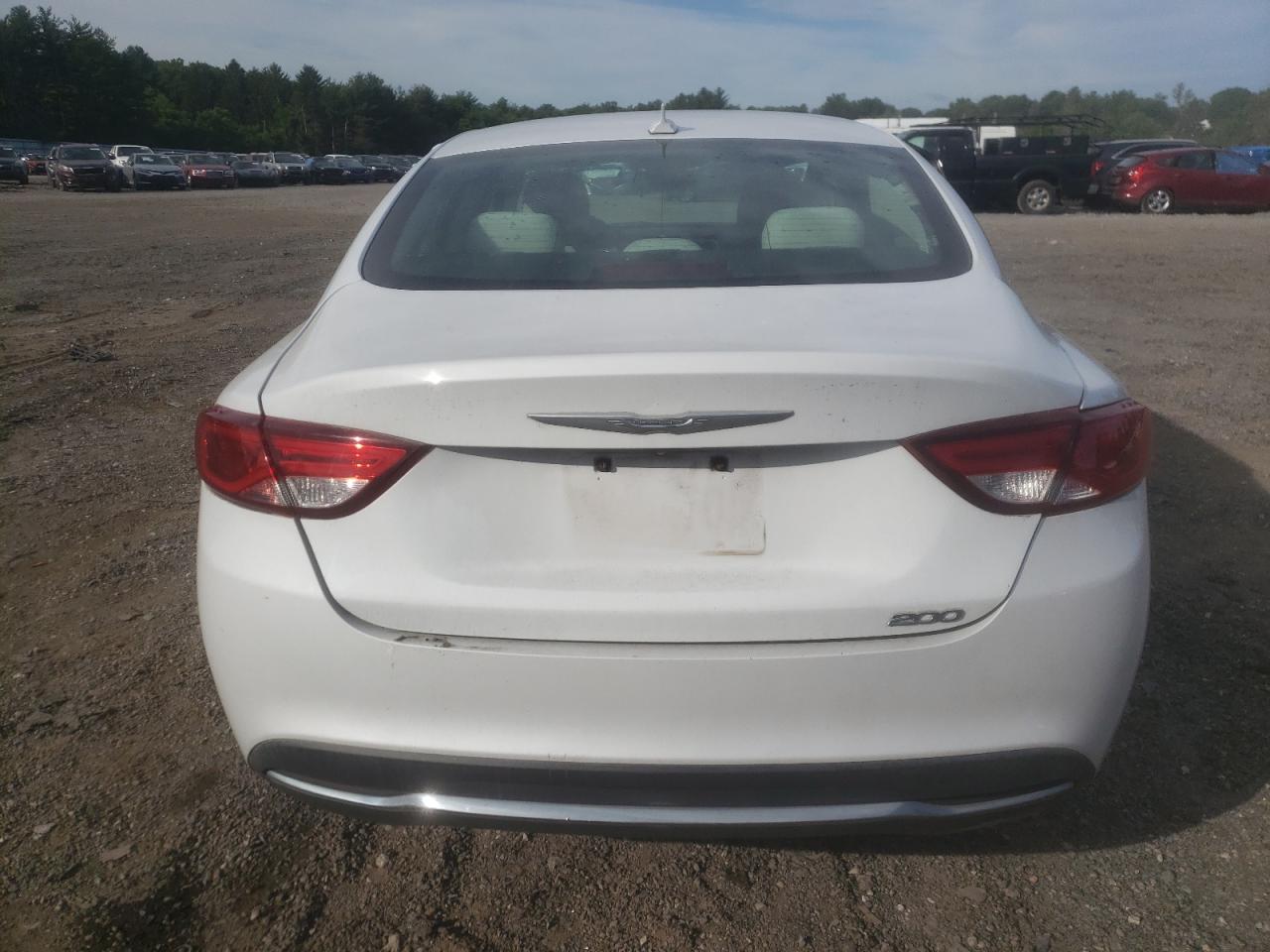 2015 Chrysler 200 Limited VIN: 1C3CCCAB8FN677500 Lot: 60868354