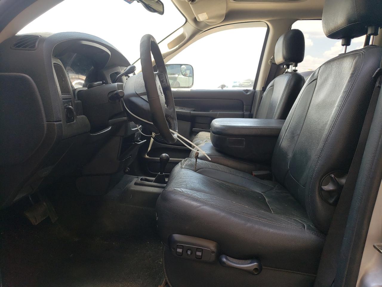 2005 Dodge Ram 1500 St VIN: 1D7HU18D05S215920 Lot: 59334044