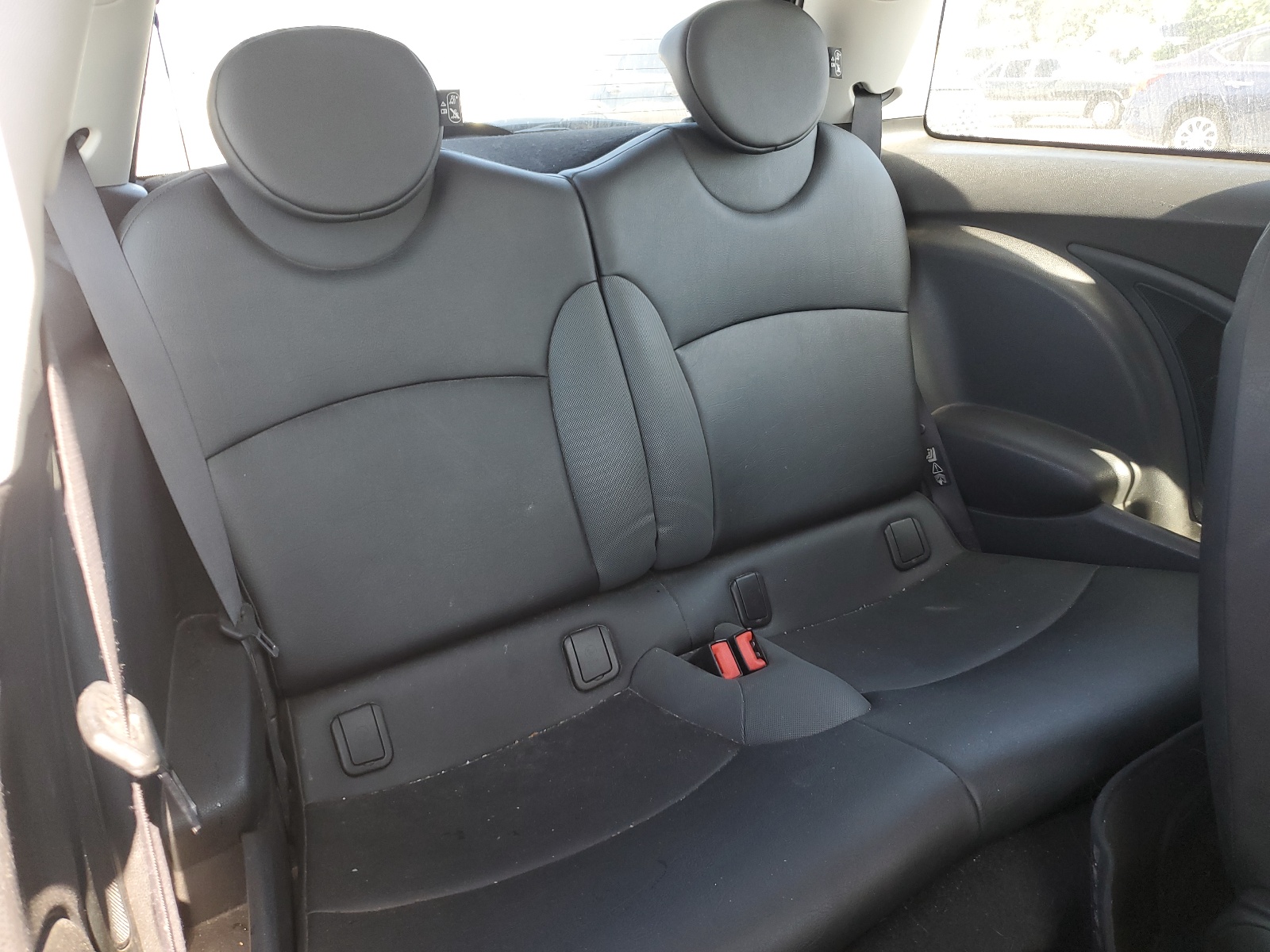 WMWMF3C56ATZ23315 2010 Mini Cooper