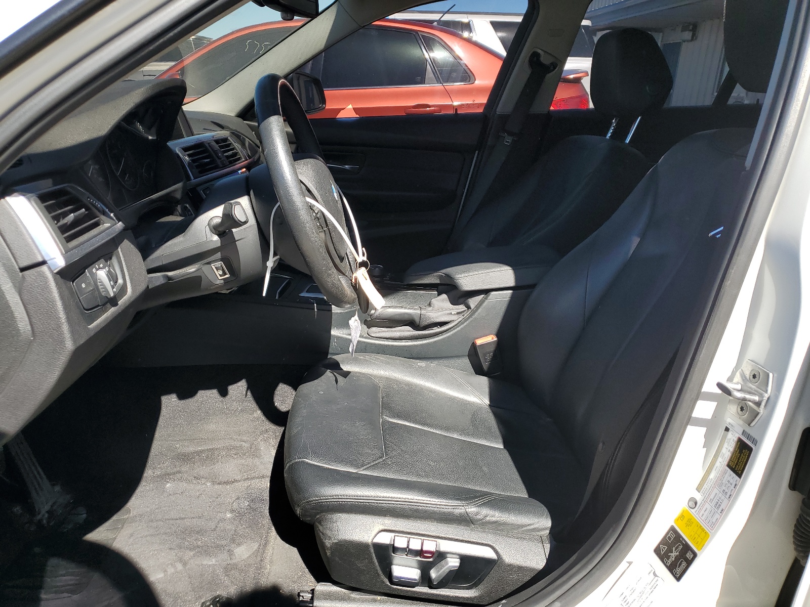 WBA8E5G32HNU45336 2017 BMW 320 Xi