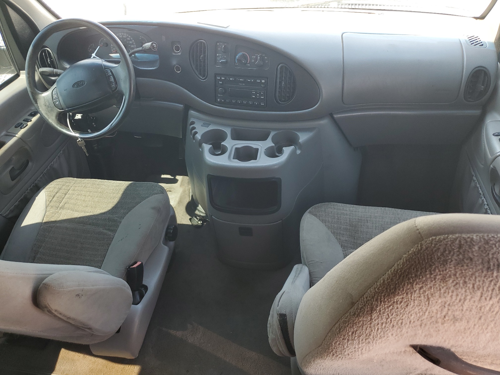 1FBSS31F11HB22476 2001 Ford Econoline E350 Super Duty Wagon