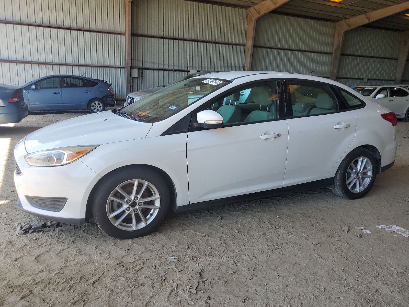 2015 Ford Focus Se vin: 1FADP3F22FL299866