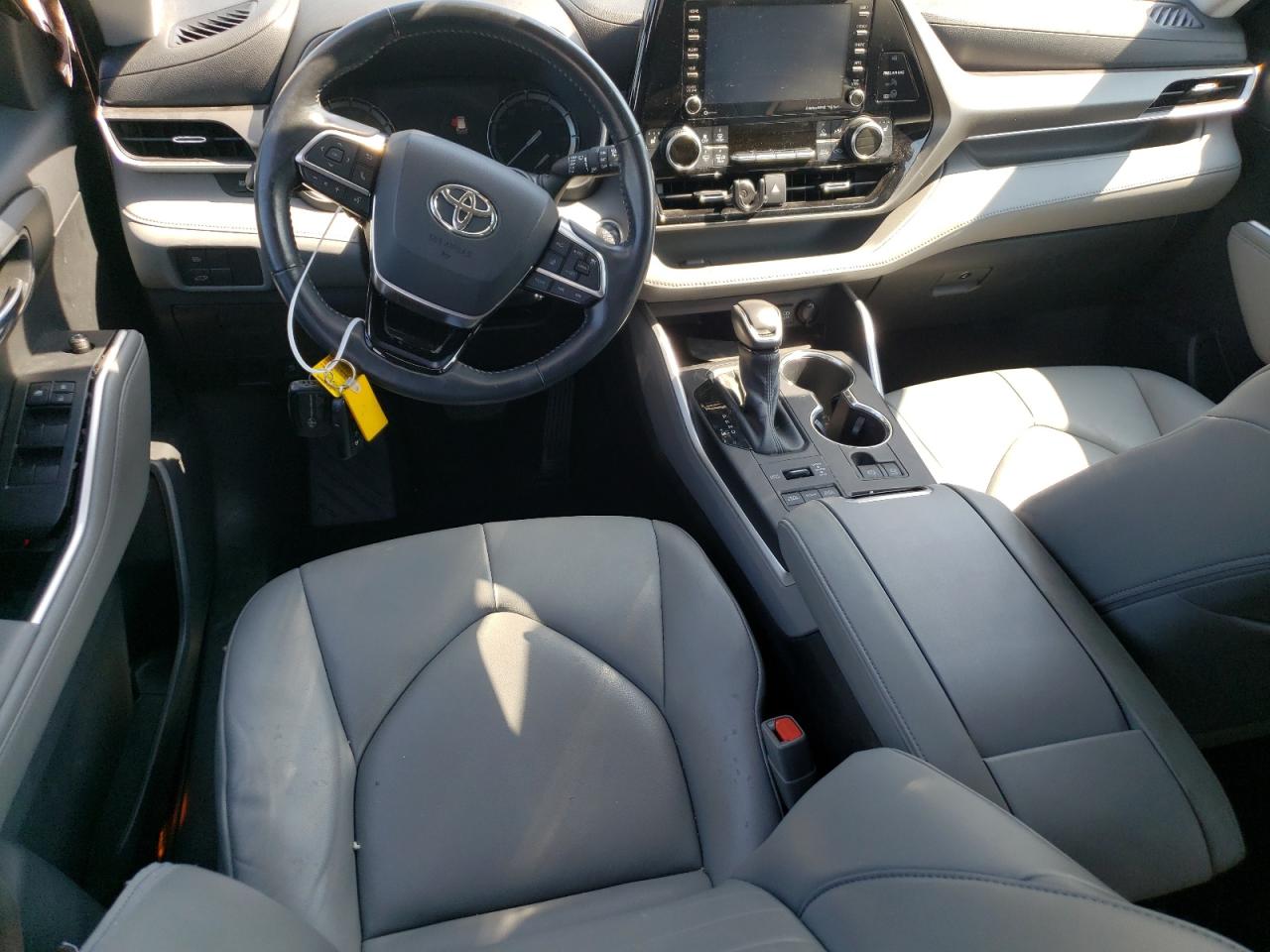 2021 Toyota Highlander Xle VIN: 5TDGZRBH7MS070562 Lot: 58666394