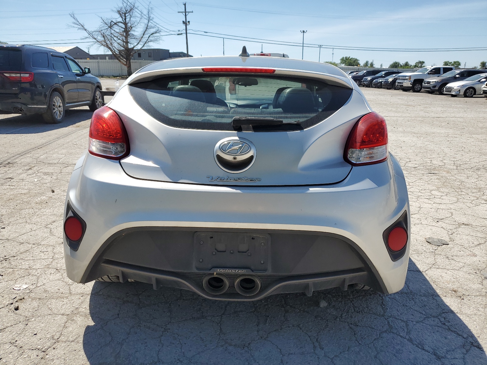 KMHTC6AE8GU262462 2016 Hyundai Veloster Turbo