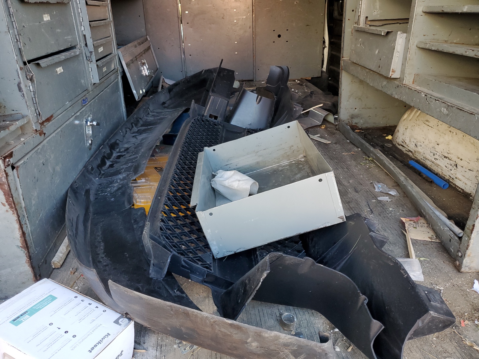 1GCWGFFA9D1176862 2013 Chevrolet Express G2500