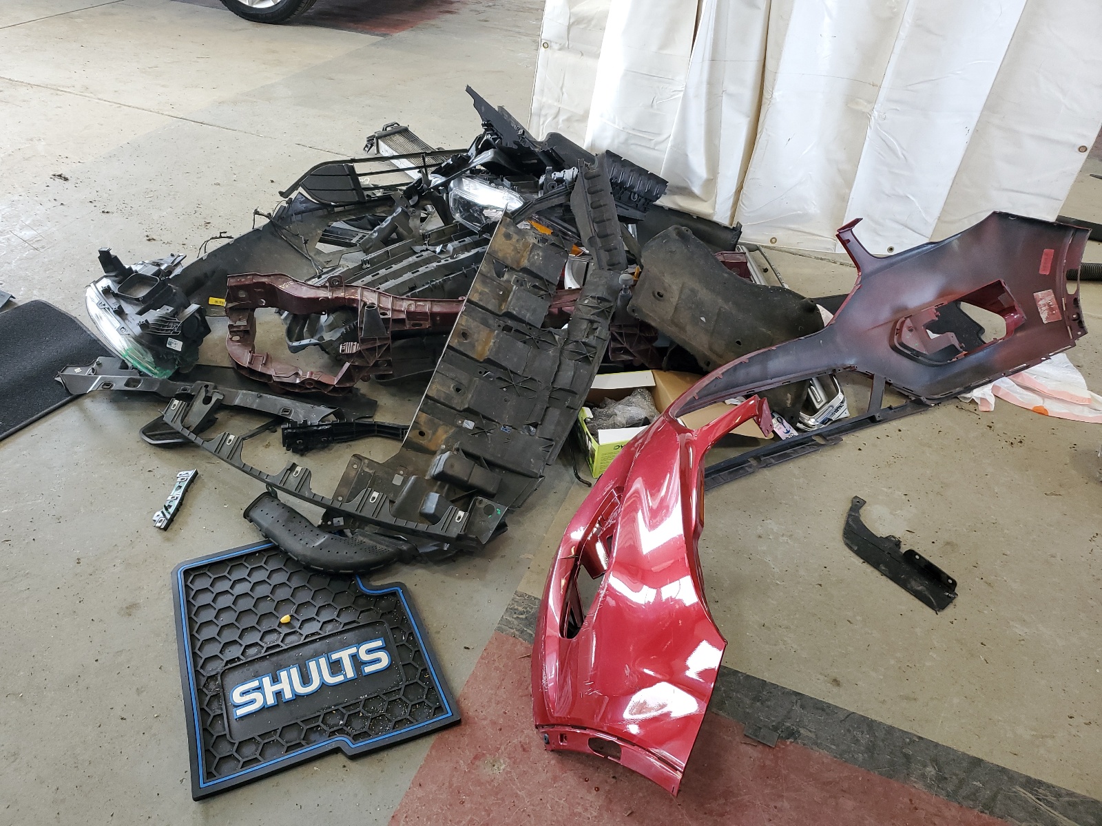 1FMCU9GD7JUC29988 2018 Ford Escape Se