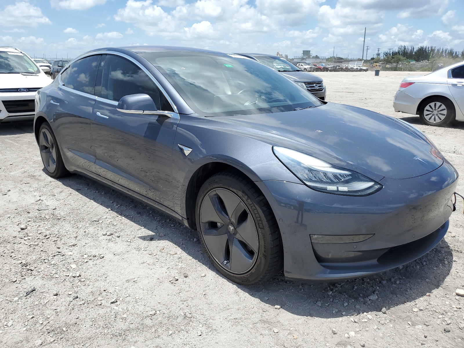 2018 Tesla Model 3 vin: 5YJ3E1EA9JF158779