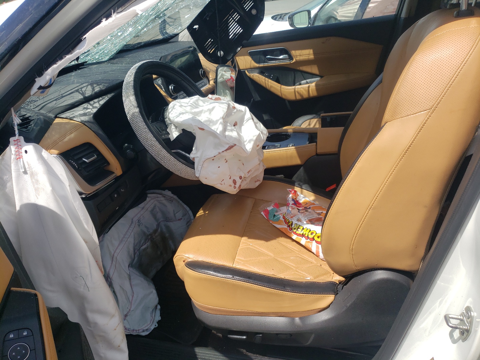 JN8BT3DC3NW119577 2022 Nissan Rogue Platinum