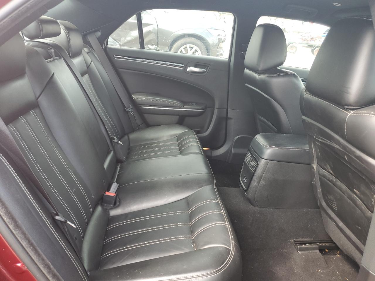 2019 Chrysler 300 S VIN: 2C3CCABG2KH628777 Lot: 58079994