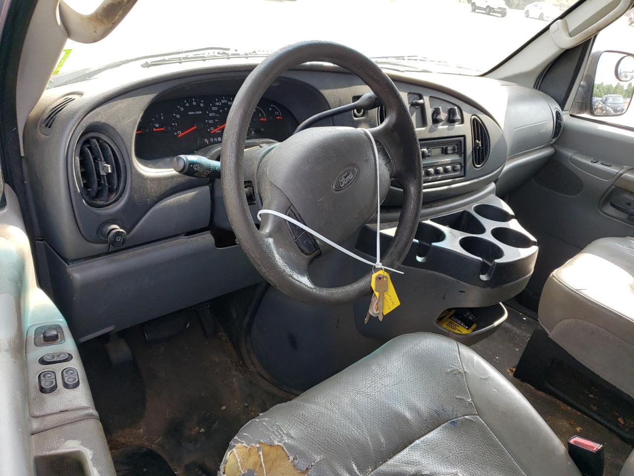 2008 Ford Econoline E350 Super Duty Van VIN: 1FTSE34L38DA75229 Lot: 60731264