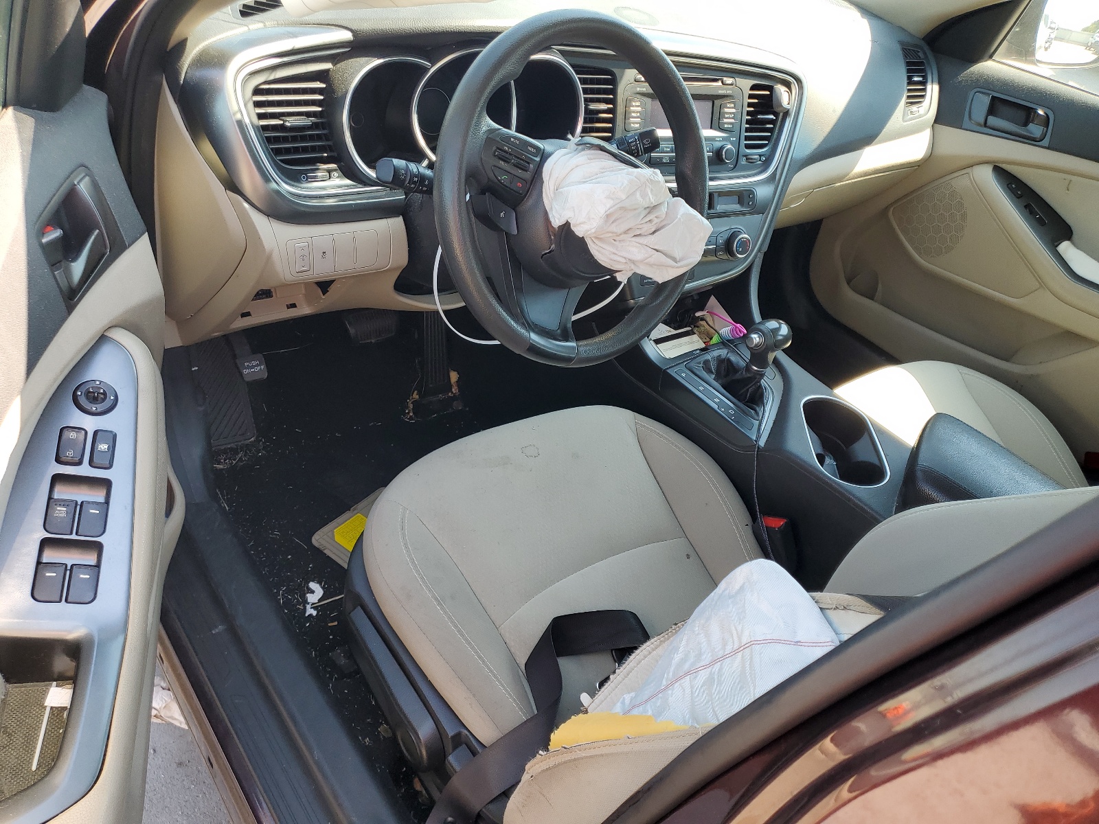 5XXGM4A7XEG327212 2014 Kia Optima Lx