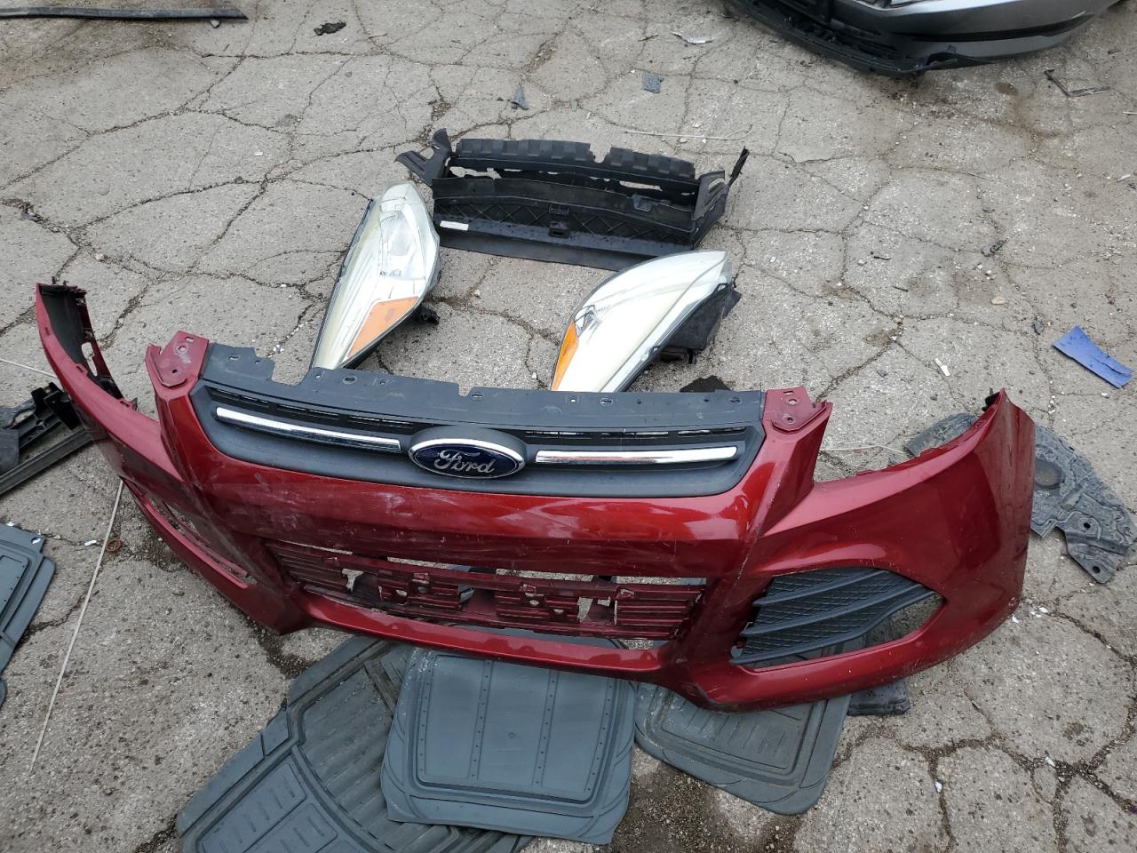 2015 Ford Escape Se VIN: 1FMCU9GX0FUA12350 Lot: 60682654