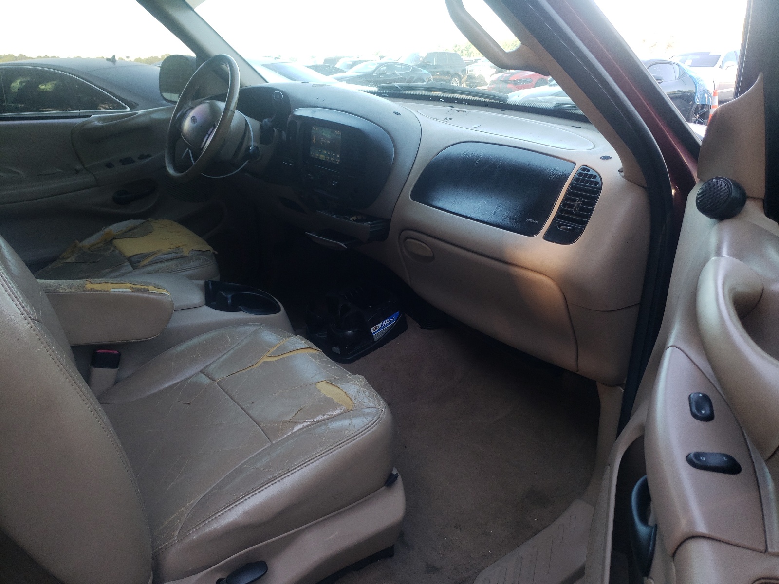 1FTRX17L9WNC31693 1998 Ford F150