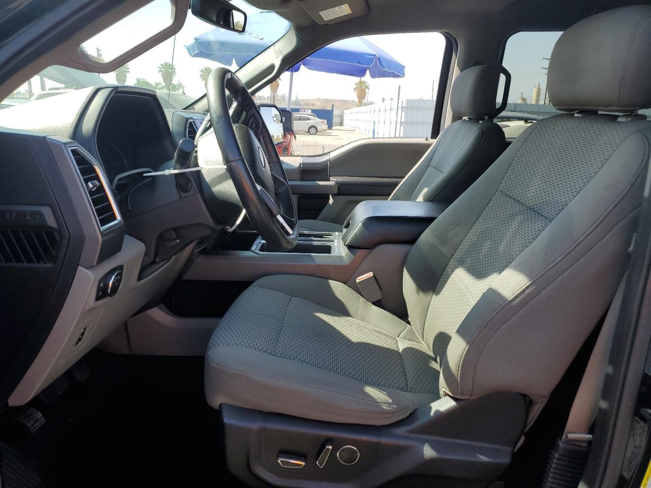 2017 Ford F150 Supercrew VIN: 1FTEW1CG5HFA40425 Lot: 58415484