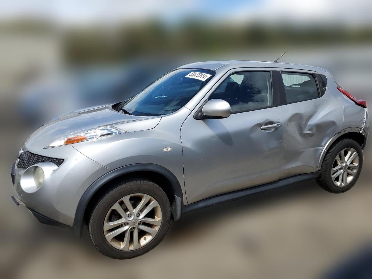 2011 Nissan Juke S VIN: JN8AF5MV2BT015529 Lot: 53575914