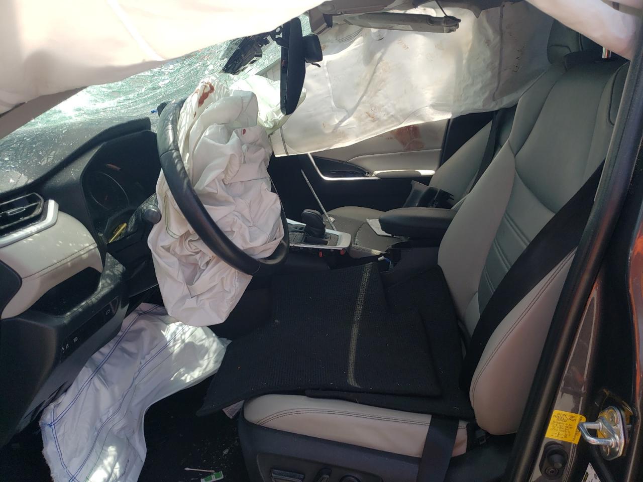 2020 Toyota Rav4 Xle Premium VIN: 2T3C1RFV3LW083005 Lot: 58069044